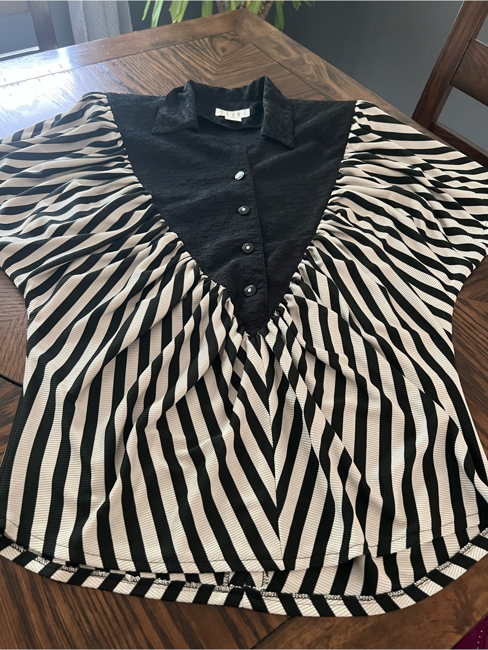 Sioni Black White Striped Collared Sleeveless Button Front Blouse Women’s L #593